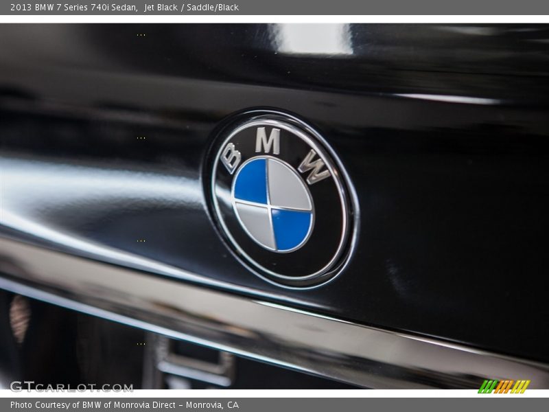  2013 7 Series 740i Sedan Logo