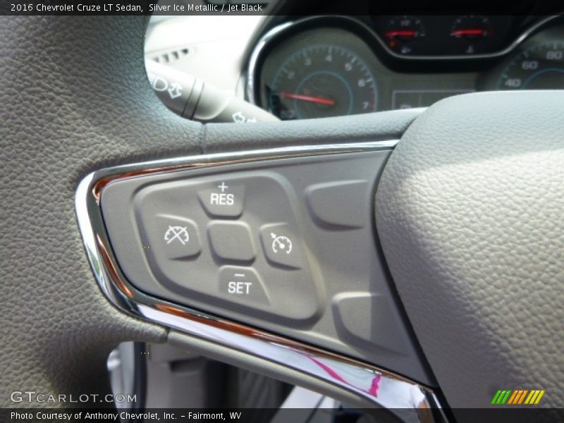 Silver Ice Metallic / Jet Black 2016 Chevrolet Cruze LT Sedan