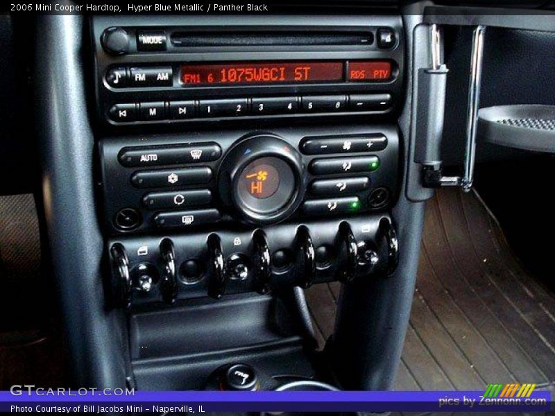 Hyper Blue Metallic / Panther Black 2006 Mini Cooper Hardtop