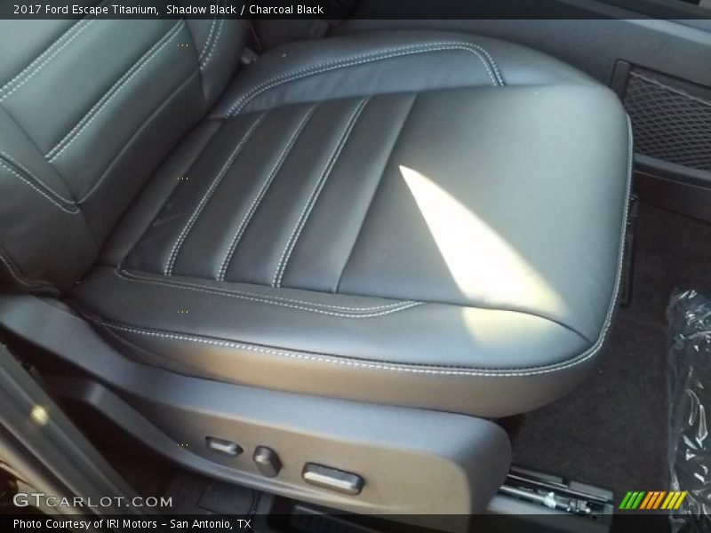 Shadow Black / Charcoal Black 2017 Ford Escape Titanium