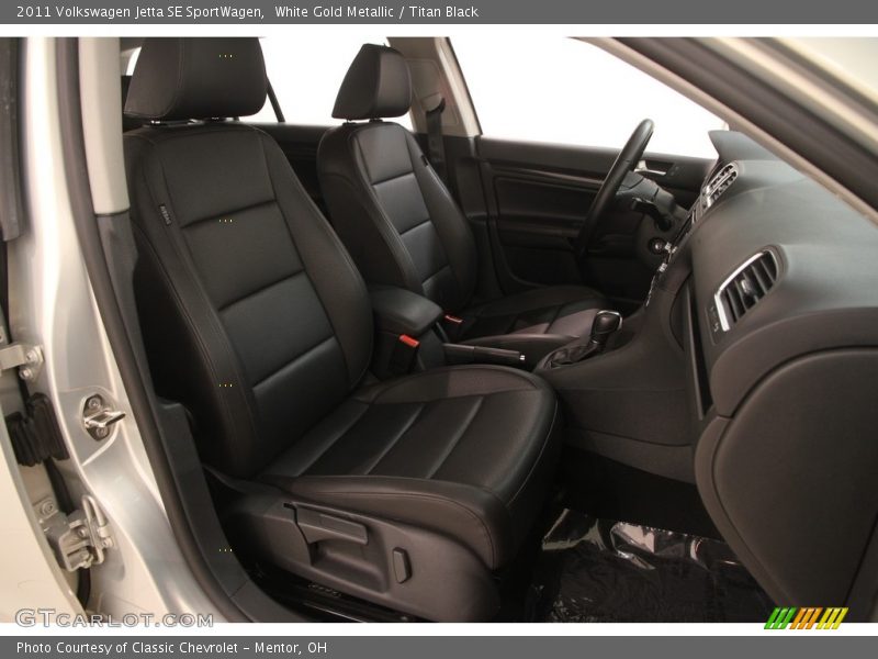White Gold Metallic / Titan Black 2011 Volkswagen Jetta SE SportWagen
