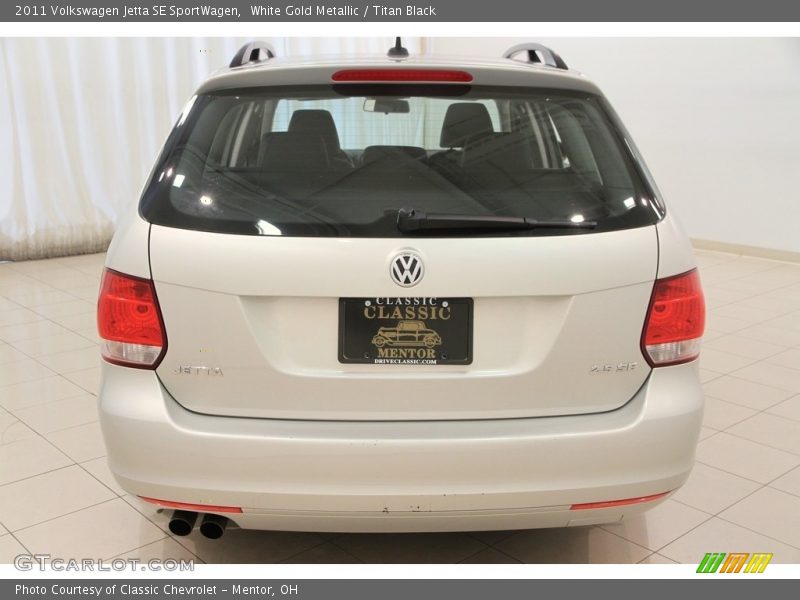 White Gold Metallic / Titan Black 2011 Volkswagen Jetta SE SportWagen