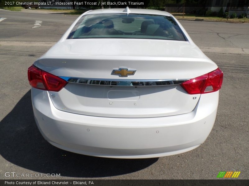 Iridescent Pearl Tricoat / Jet Black/Dark Titanium 2017 Chevrolet Impala LT