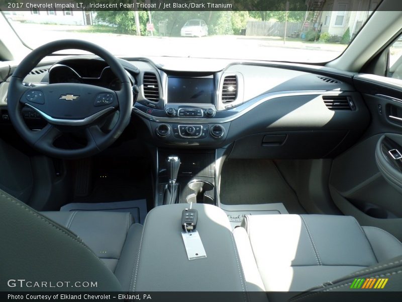 Iridescent Pearl Tricoat / Jet Black/Dark Titanium 2017 Chevrolet Impala LT