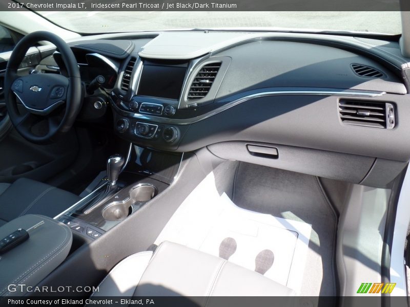 Iridescent Pearl Tricoat / Jet Black/Dark Titanium 2017 Chevrolet Impala LT