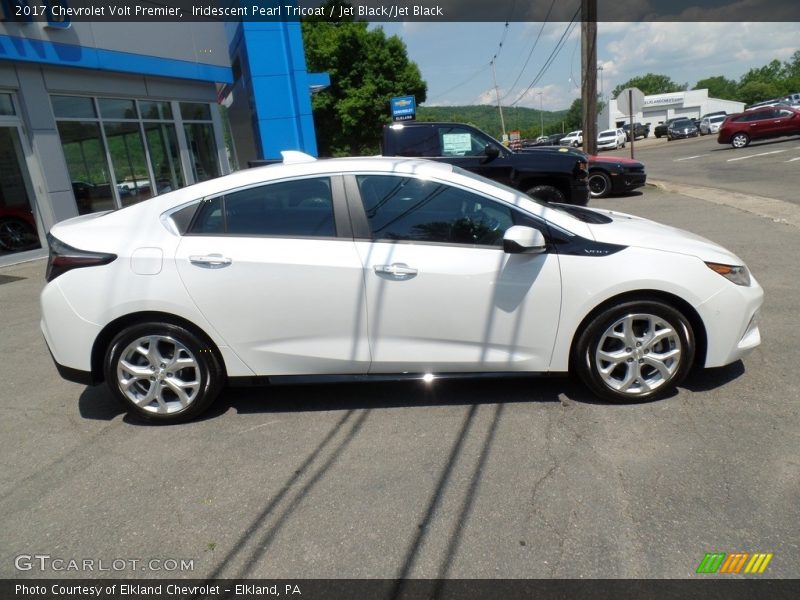 Iridescent Pearl Tricoat / Jet Black/Jet Black 2017 Chevrolet Volt Premier