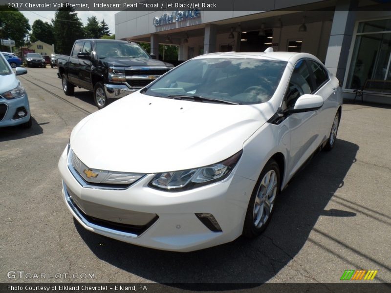 Iridescent Pearl Tricoat / Jet Black/Jet Black 2017 Chevrolet Volt Premier