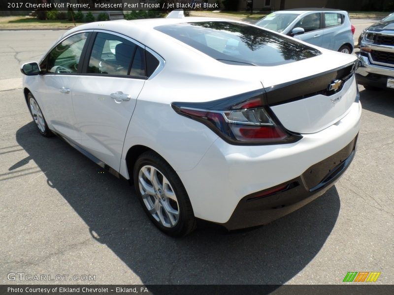Iridescent Pearl Tricoat / Jet Black/Jet Black 2017 Chevrolet Volt Premier