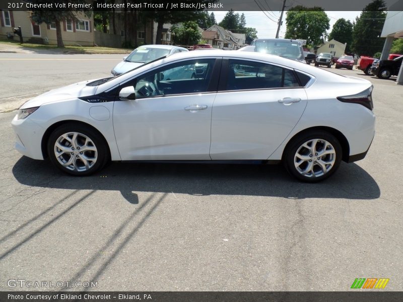Iridescent Pearl Tricoat / Jet Black/Jet Black 2017 Chevrolet Volt Premier