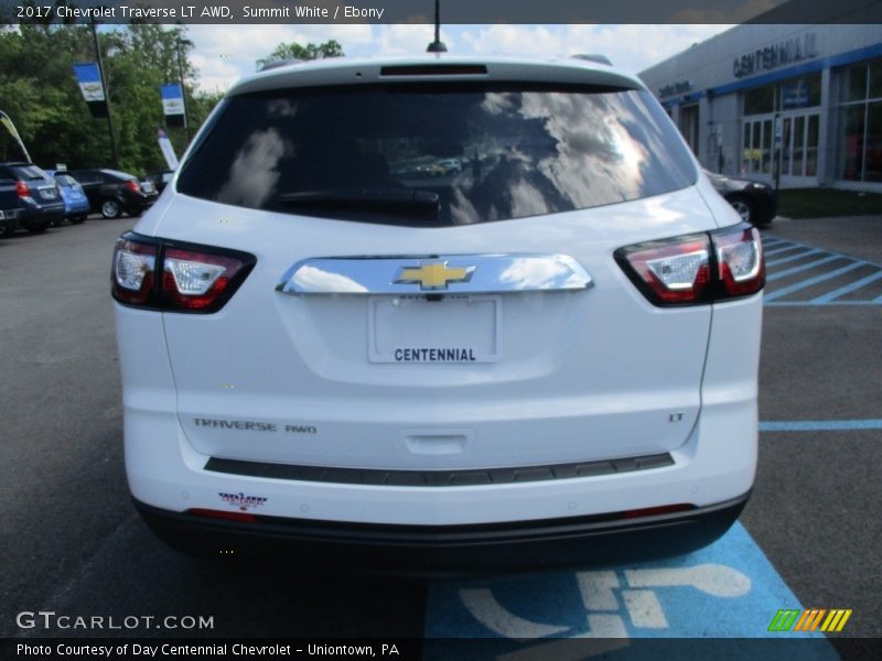 Summit White / Ebony 2017 Chevrolet Traverse LT AWD