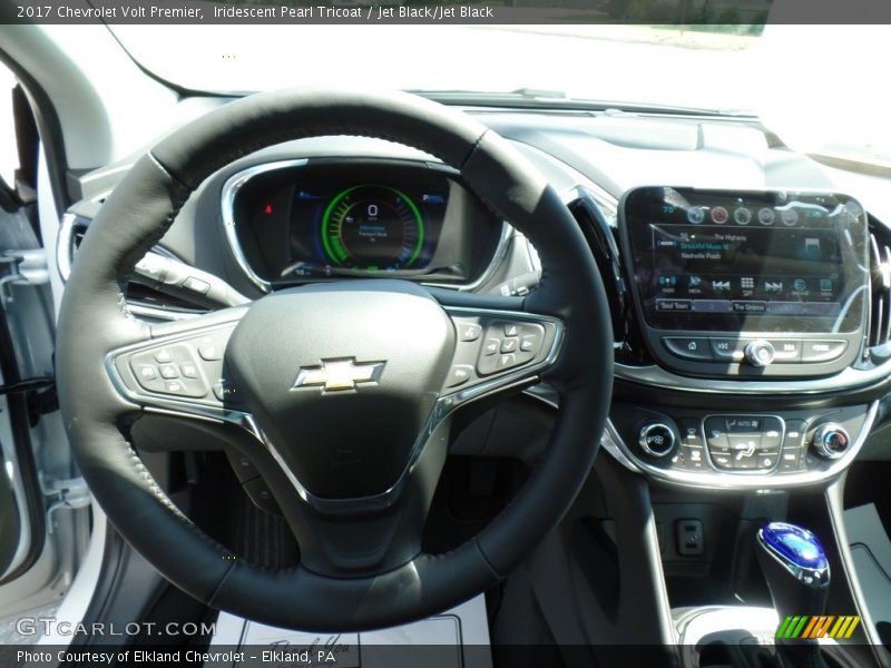 Iridescent Pearl Tricoat / Jet Black/Jet Black 2017 Chevrolet Volt Premier