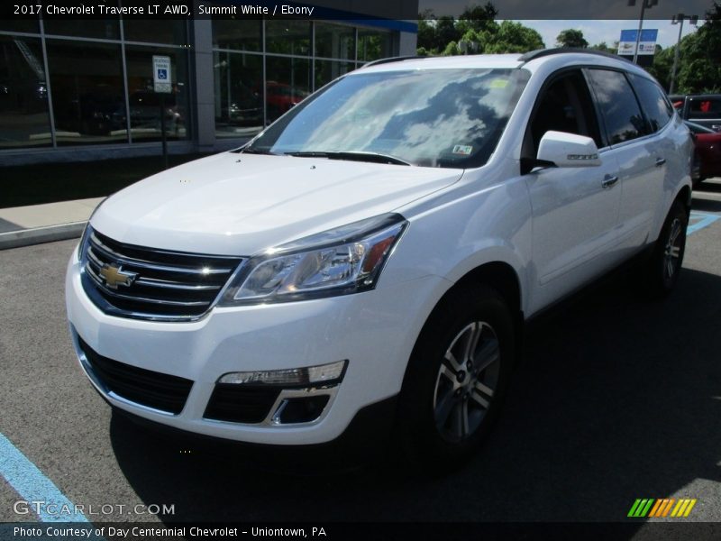 Summit White / Ebony 2017 Chevrolet Traverse LT AWD