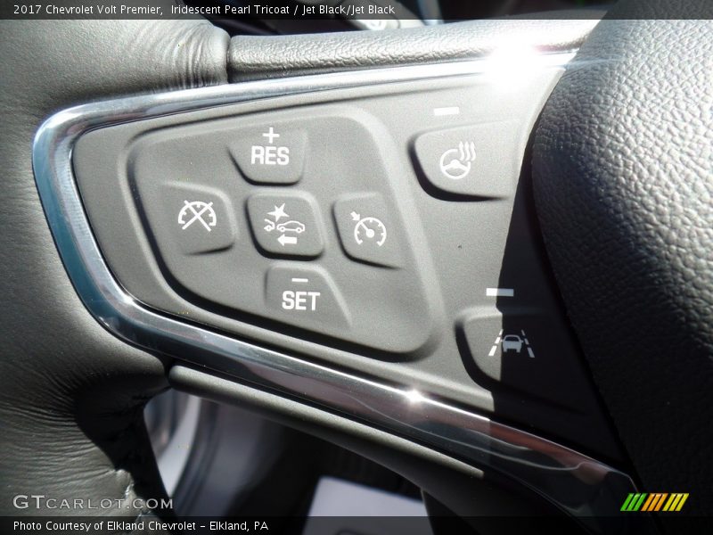 Iridescent Pearl Tricoat / Jet Black/Jet Black 2017 Chevrolet Volt Premier