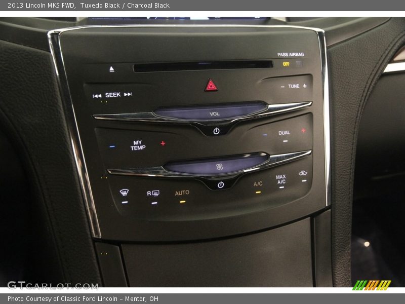 Tuxedo Black / Charcoal Black 2013 Lincoln MKS FWD