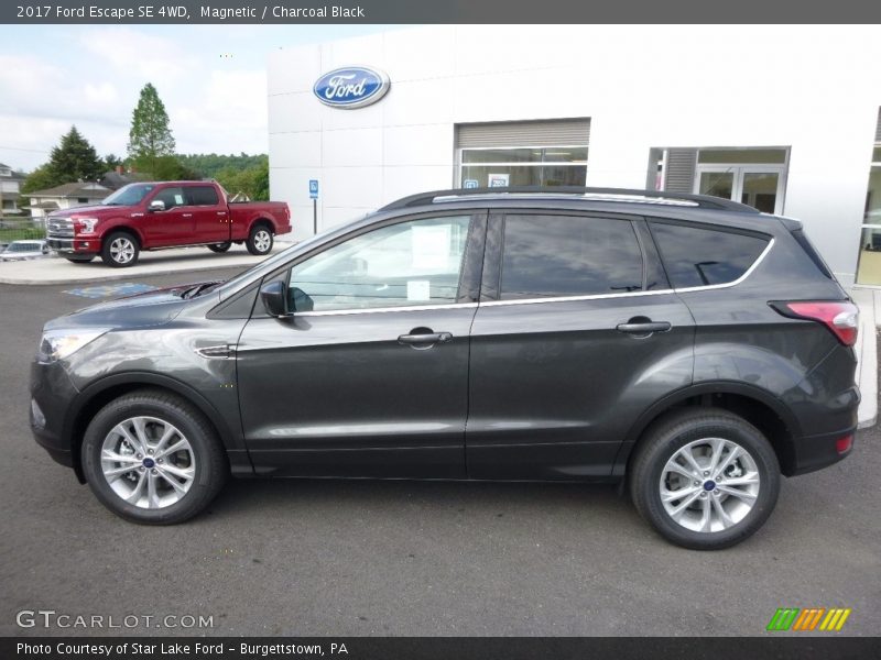 Magnetic / Charcoal Black 2017 Ford Escape SE 4WD