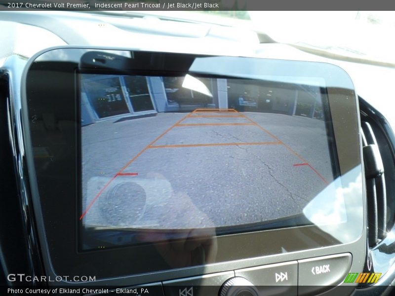 Iridescent Pearl Tricoat / Jet Black/Jet Black 2017 Chevrolet Volt Premier
