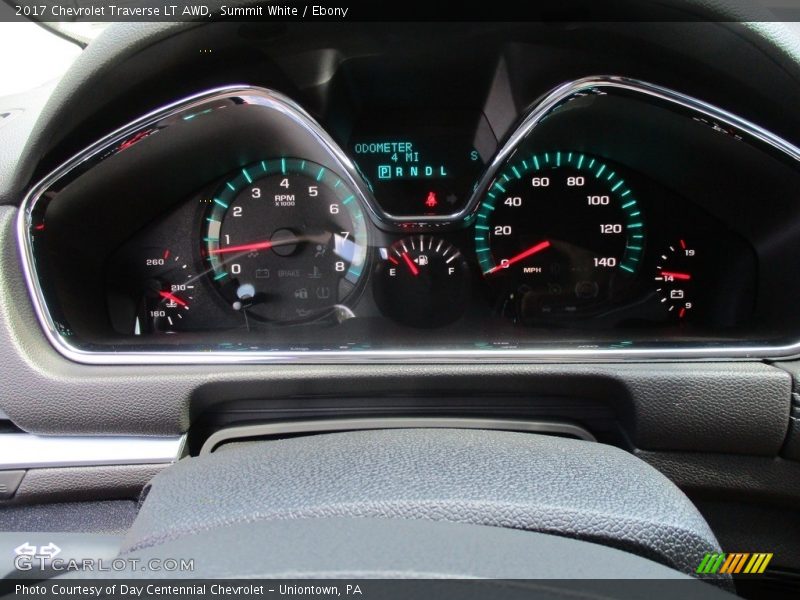 Summit White / Ebony 2017 Chevrolet Traverse LT AWD