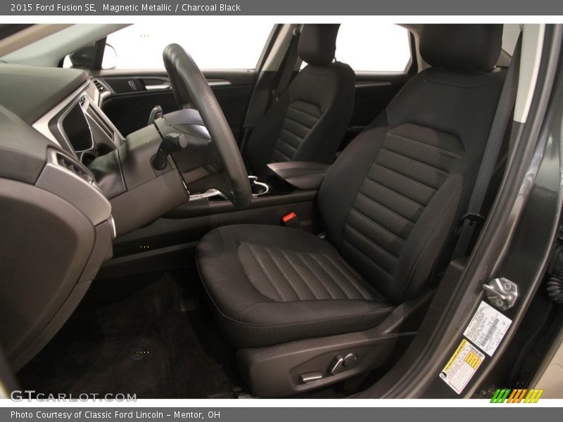 Magnetic Metallic / Charcoal Black 2015 Ford Fusion SE