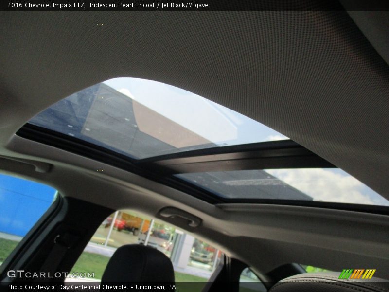Iridescent Pearl Tricoat / Jet Black/Mojave 2016 Chevrolet Impala LTZ
