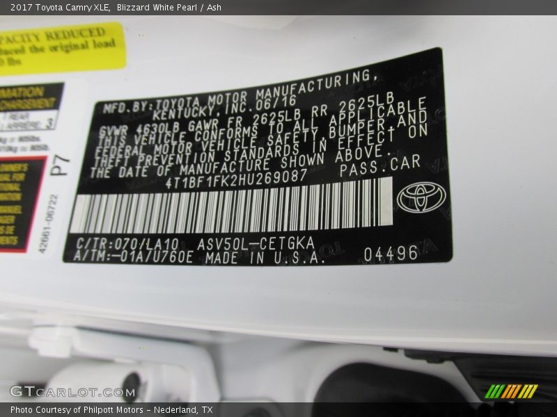 2017 Camry XLE Blizzard White Pearl Color Code 070