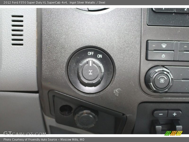 Ingot Silver Metallic / Steel 2012 Ford F350 Super Duty XL SuperCab 4x4