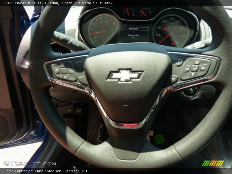 Kinetic Blue Metallic / Jet Black 2016 Chevrolet Cruze LT Sedan