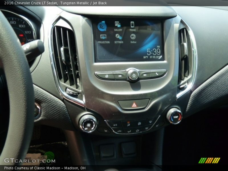 Tungsten Metallic / Jet Black 2016 Chevrolet Cruze LT Sedan