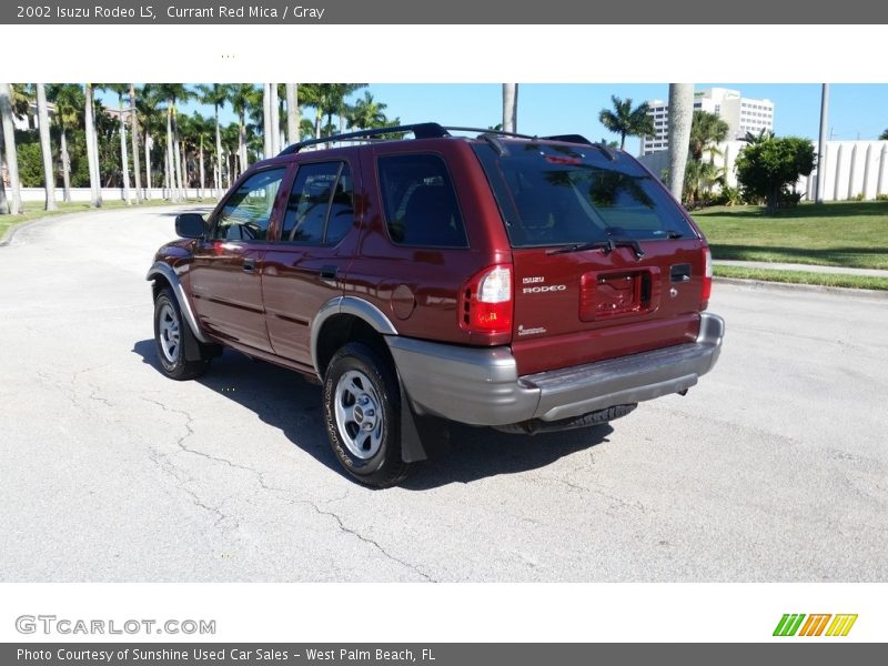 Currant Red Mica / Gray 2002 Isuzu Rodeo LS