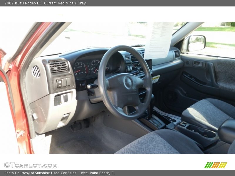 Currant Red Mica / Gray 2002 Isuzu Rodeo LS