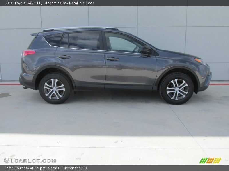 Magnetic Gray Metallic / Black 2016 Toyota RAV4 LE
