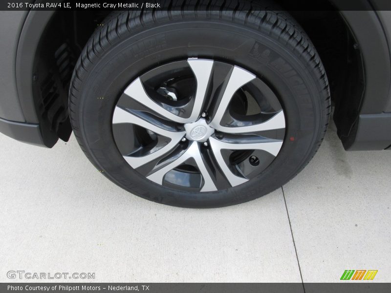 Magnetic Gray Metallic / Black 2016 Toyota RAV4 LE