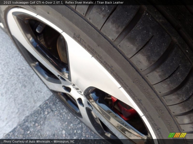 Reflex Silver Metallic / Titan Black Leather 2015 Volkswagen Golf GTI 4-Door 2.0T S