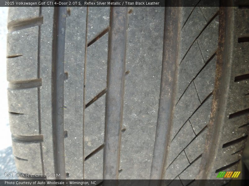 Reflex Silver Metallic / Titan Black Leather 2015 Volkswagen Golf GTI 4-Door 2.0T S