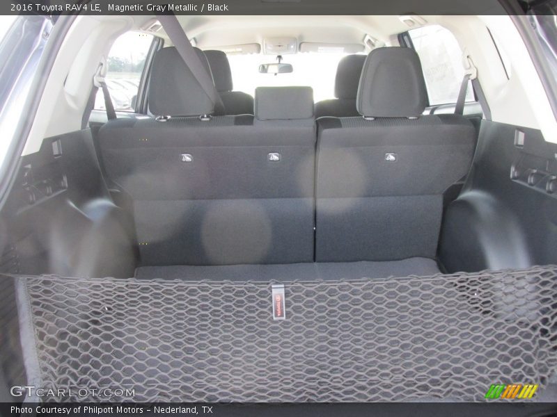 Magnetic Gray Metallic / Black 2016 Toyota RAV4 LE