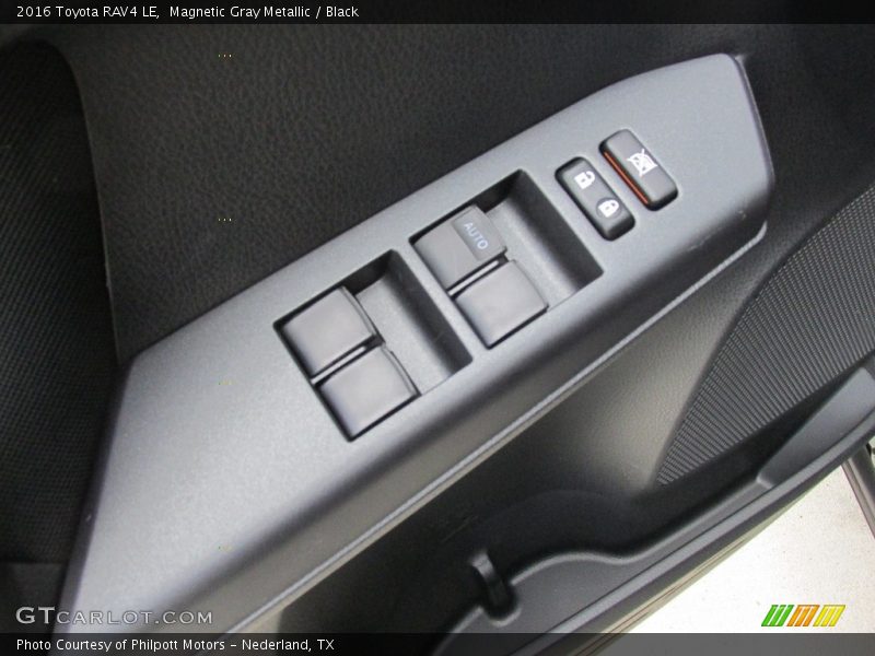 Magnetic Gray Metallic / Black 2016 Toyota RAV4 LE