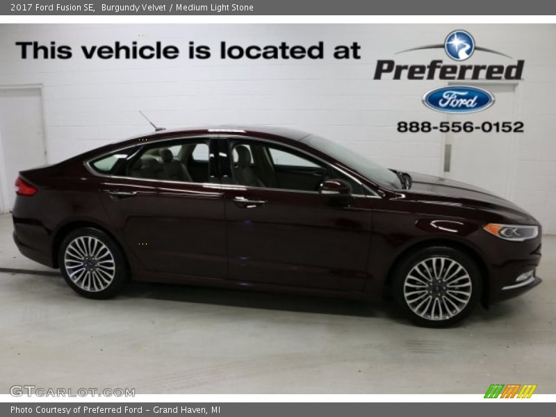 Burgundy Velvet / Medium Light Stone 2017 Ford Fusion SE