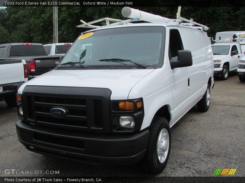 Oxford White / Medium Flint 2009 Ford E Series Van E150 Commercial