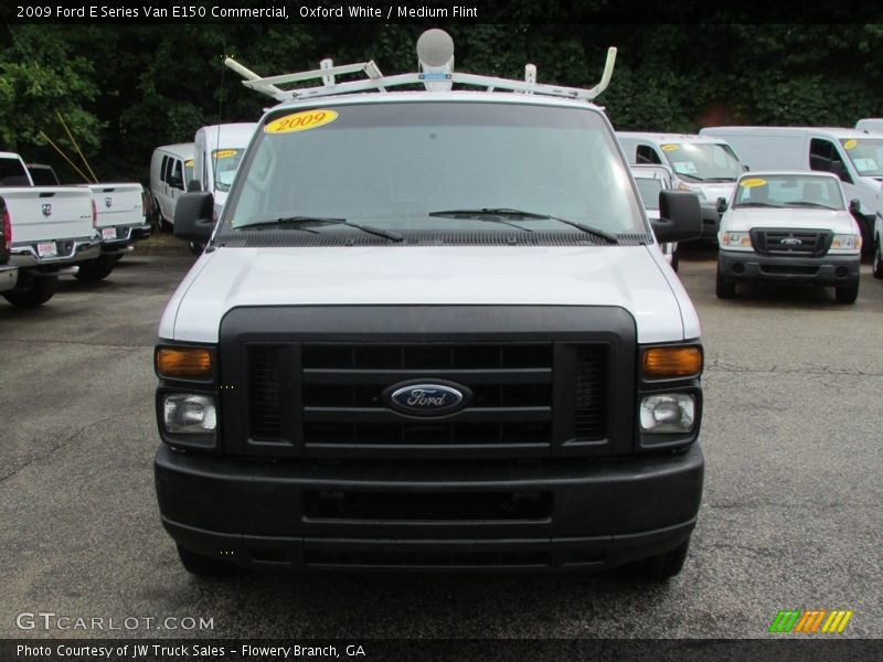 Oxford White / Medium Flint 2009 Ford E Series Van E150 Commercial
