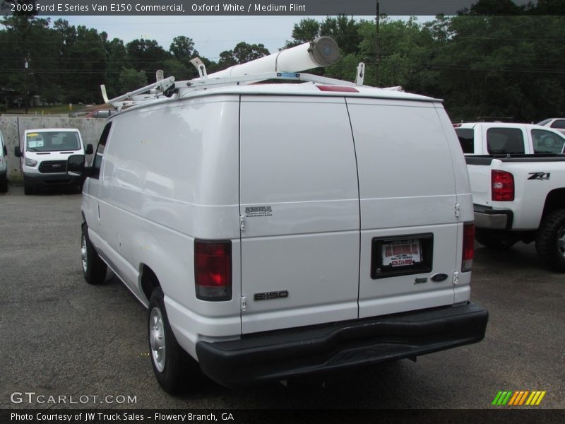 Oxford White / Medium Flint 2009 Ford E Series Van E150 Commercial