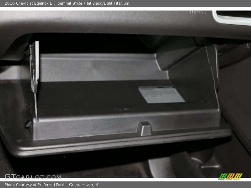 Summit White / Jet Black/Light Titanium 2010 Chevrolet Equinox LT