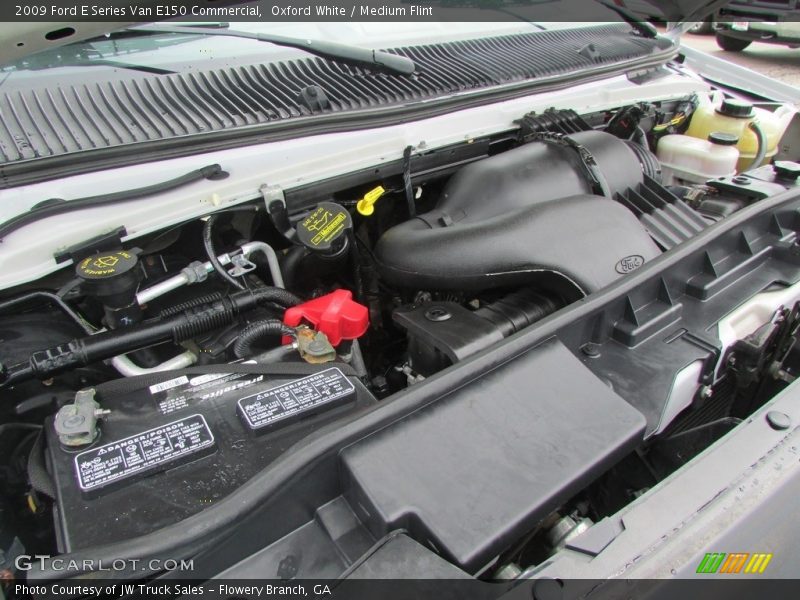 Oxford White / Medium Flint 2009 Ford E Series Van E150 Commercial