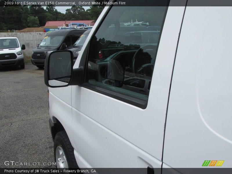 Oxford White / Medium Flint 2009 Ford E Series Van E150 Commercial