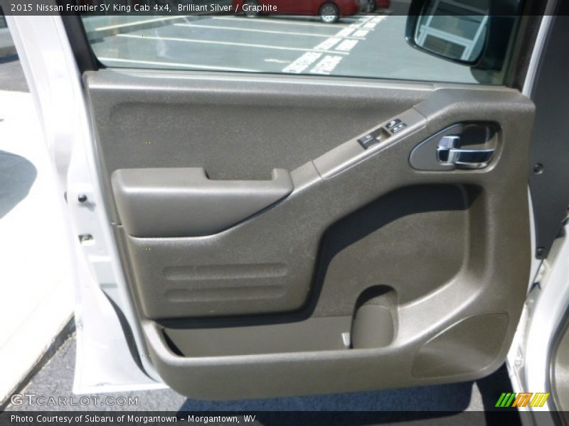 Brilliant Silver / Graphite 2015 Nissan Frontier SV King Cab 4x4