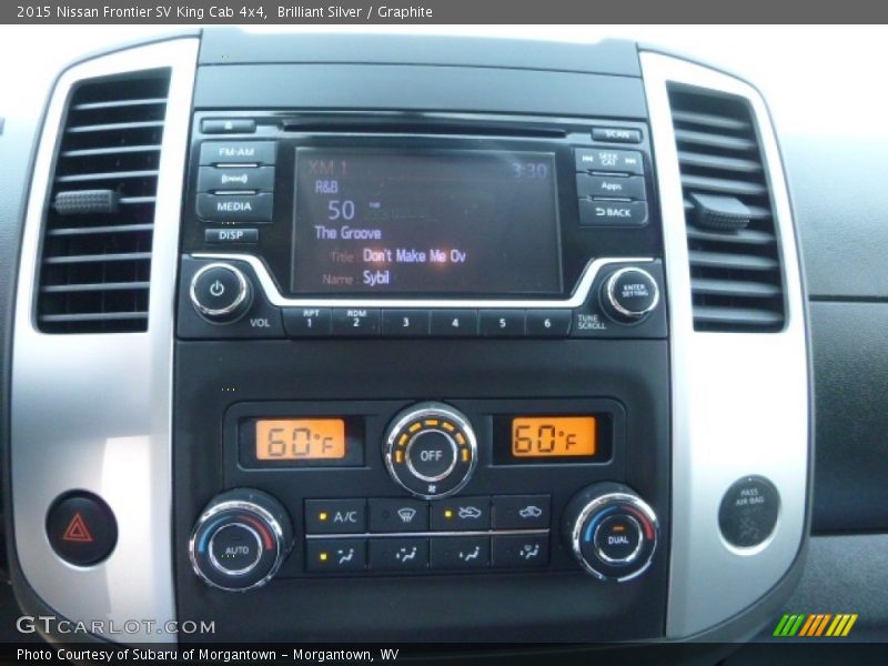 Brilliant Silver / Graphite 2015 Nissan Frontier SV King Cab 4x4