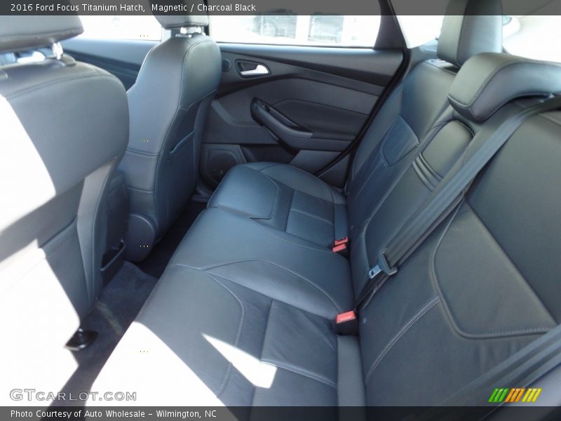 Magnetic / Charcoal Black 2016 Ford Focus Titanium Hatch