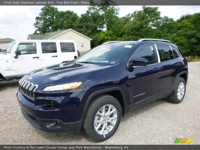 True Blue Pearl / Black 2016 Jeep Cherokee Latitude 4x4