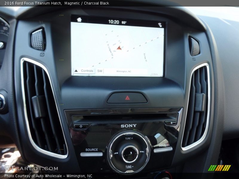 Magnetic / Charcoal Black 2016 Ford Focus Titanium Hatch