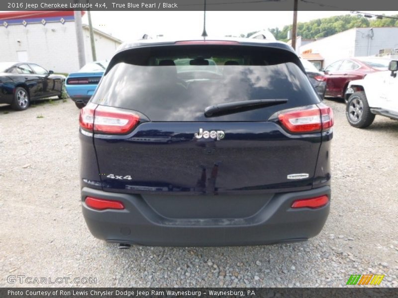 True Blue Pearl / Black 2016 Jeep Cherokee Latitude 4x4