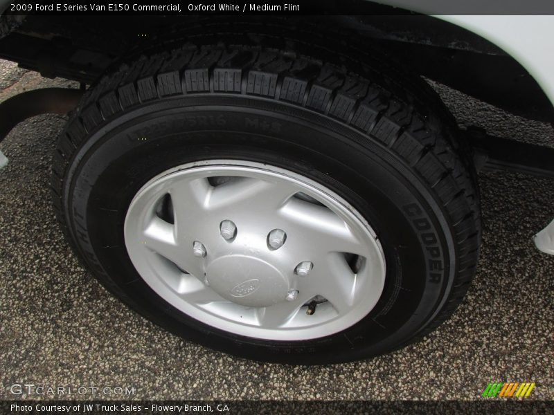 Oxford White / Medium Flint 2009 Ford E Series Van E150 Commercial