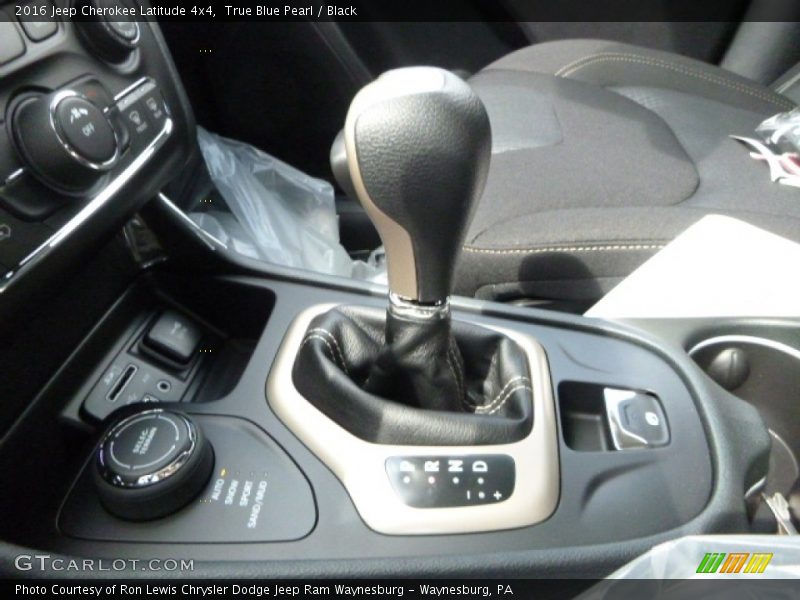 True Blue Pearl / Black 2016 Jeep Cherokee Latitude 4x4